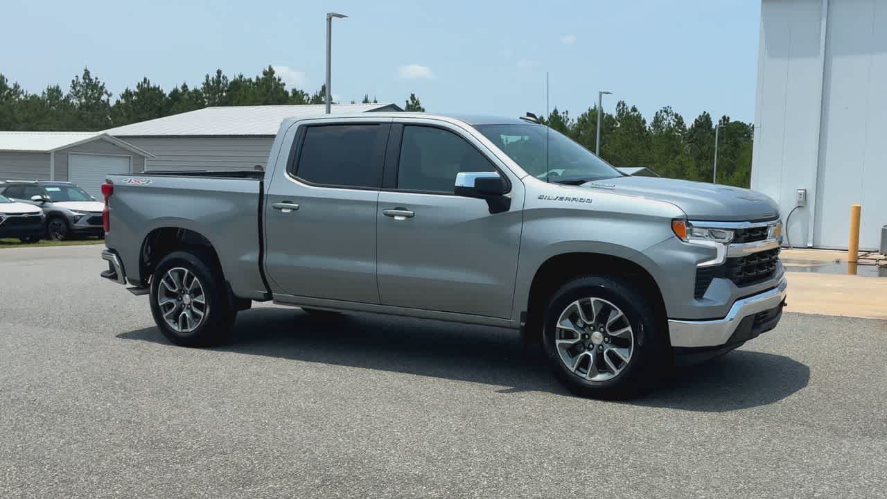 2026 Chevrolet Silverado 1500 LT - Photo 2