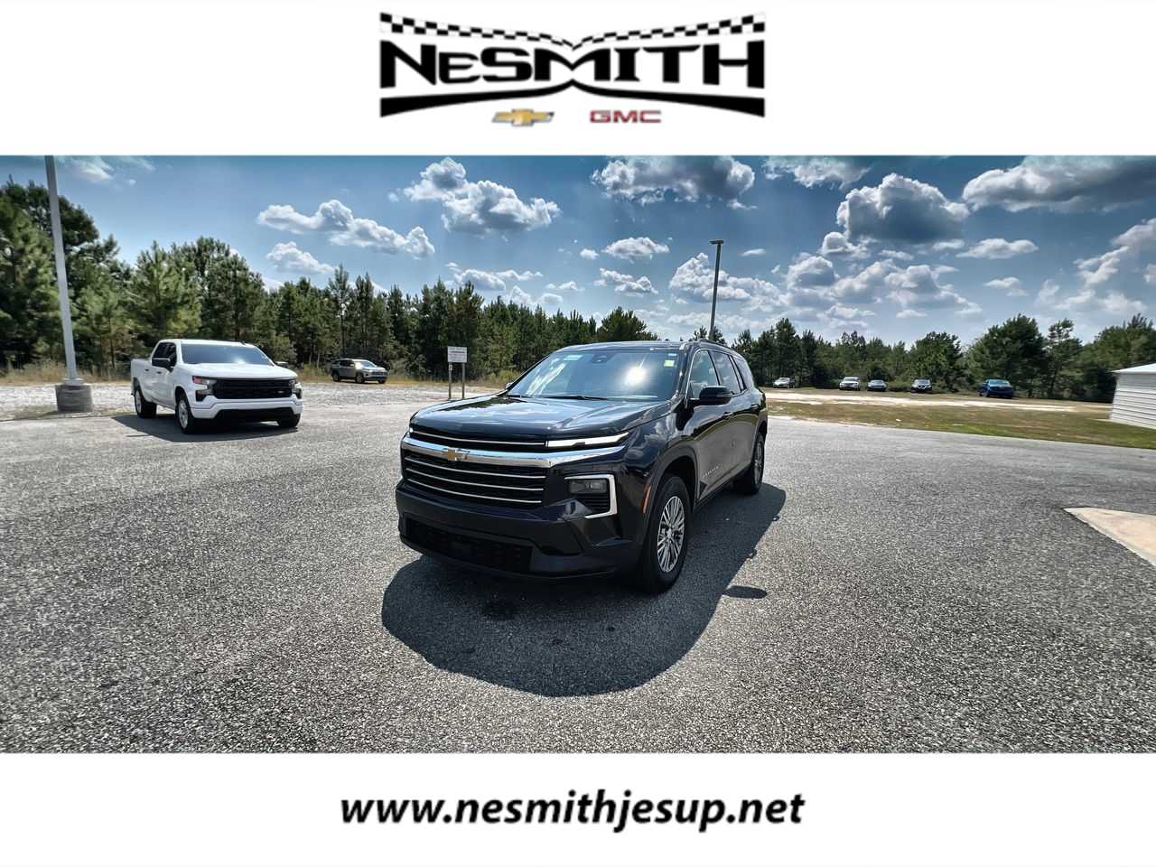 2025 Chevrolet Traverse LT's photo