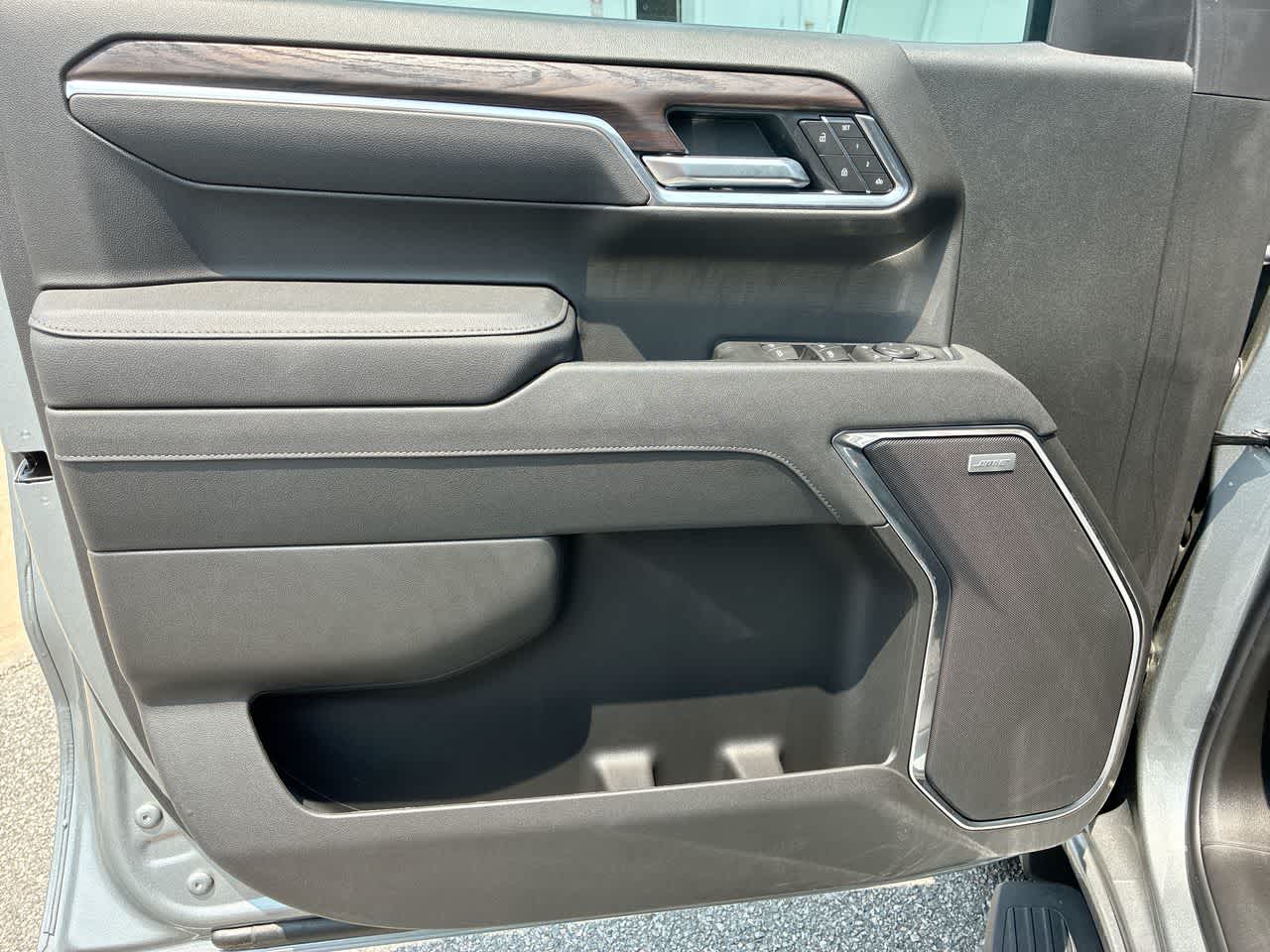 2026 GMC Sierra 1500 SLT - Photo 23