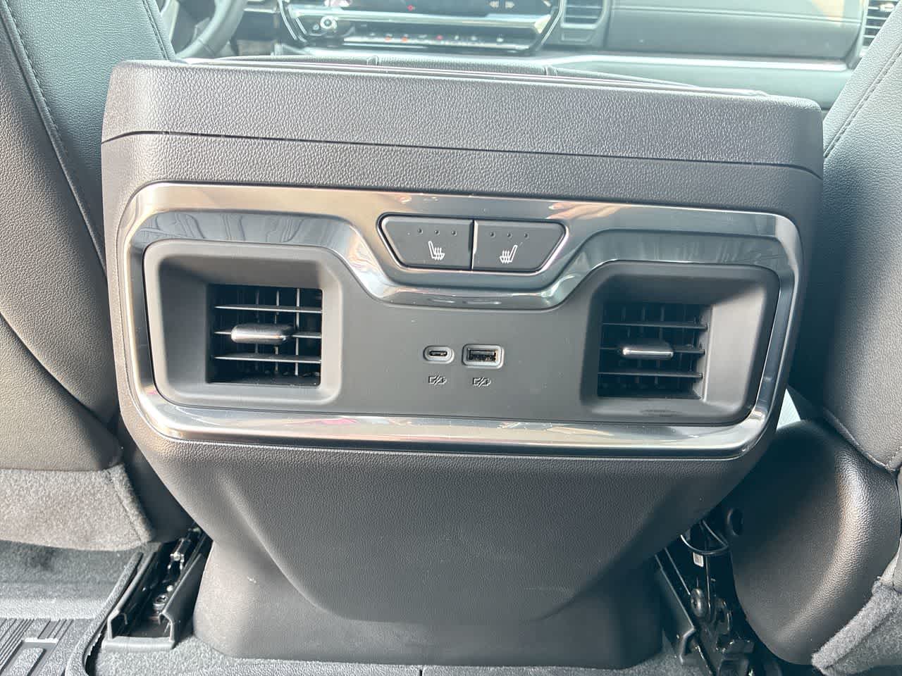 2026 GMC Sierra 1500 SLT - Photo 22