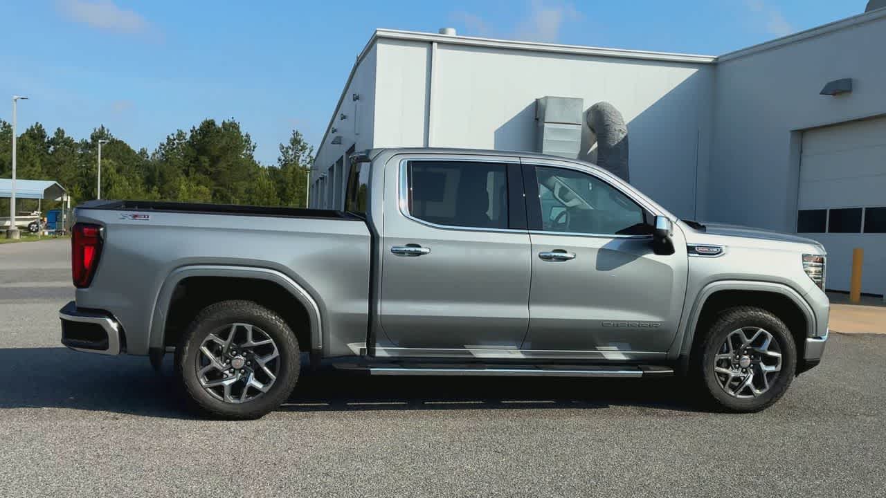 2026 GMC Sierra 1500 SLT - Photo 9