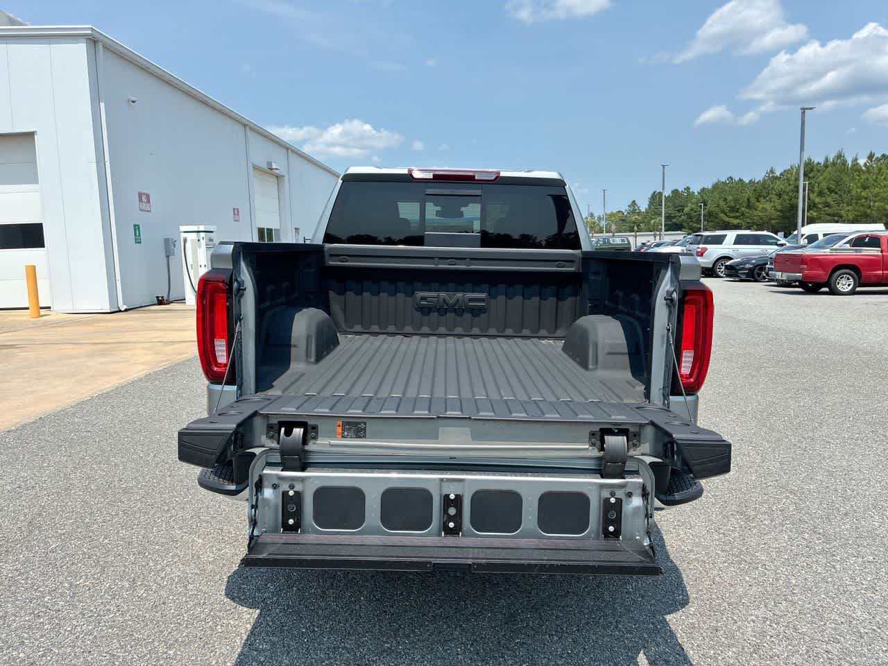 2026 GMC Sierra 1500 SLT - Photo 27