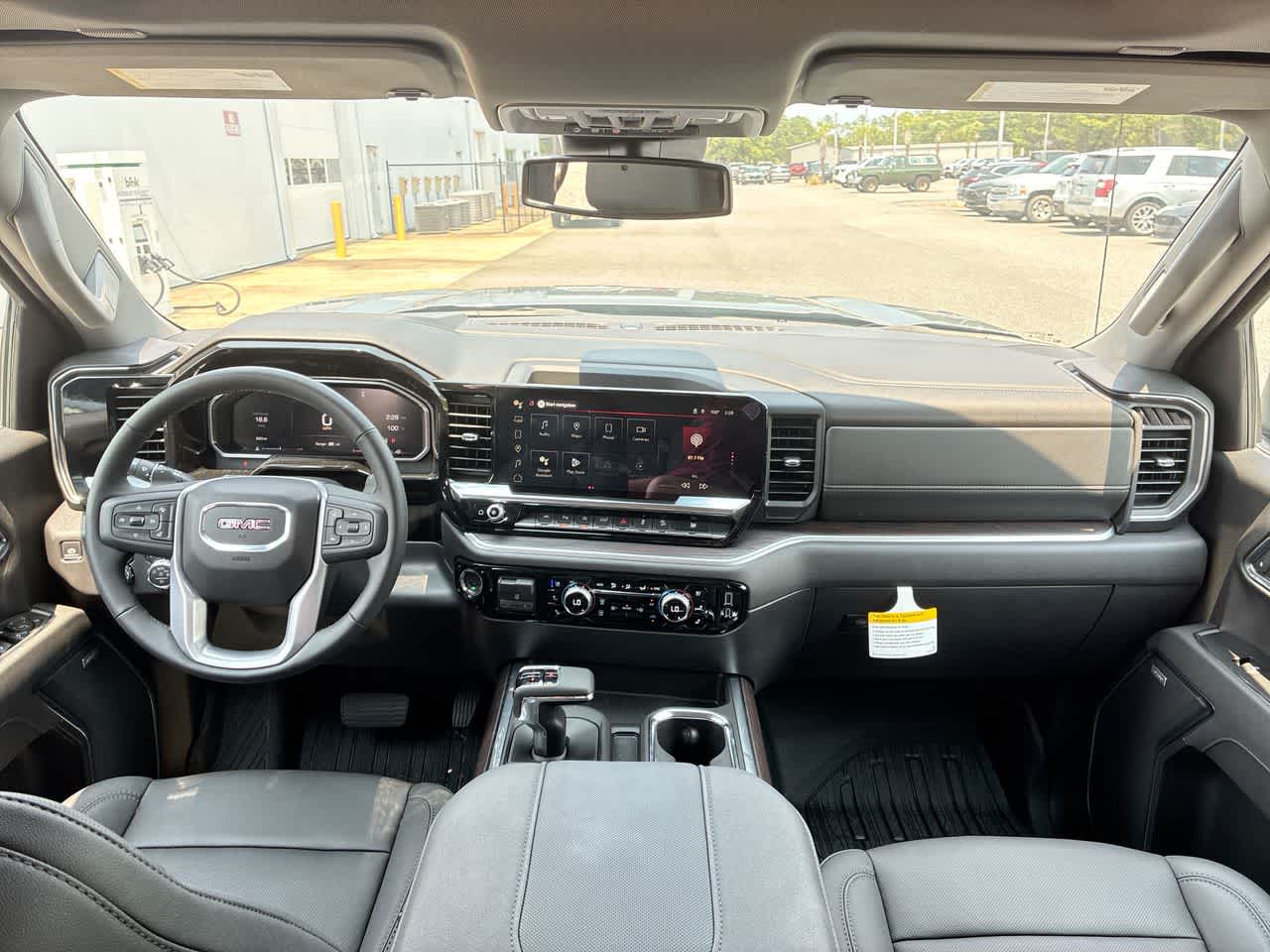 2026 GMC Sierra 1500 SLT - Photo 21