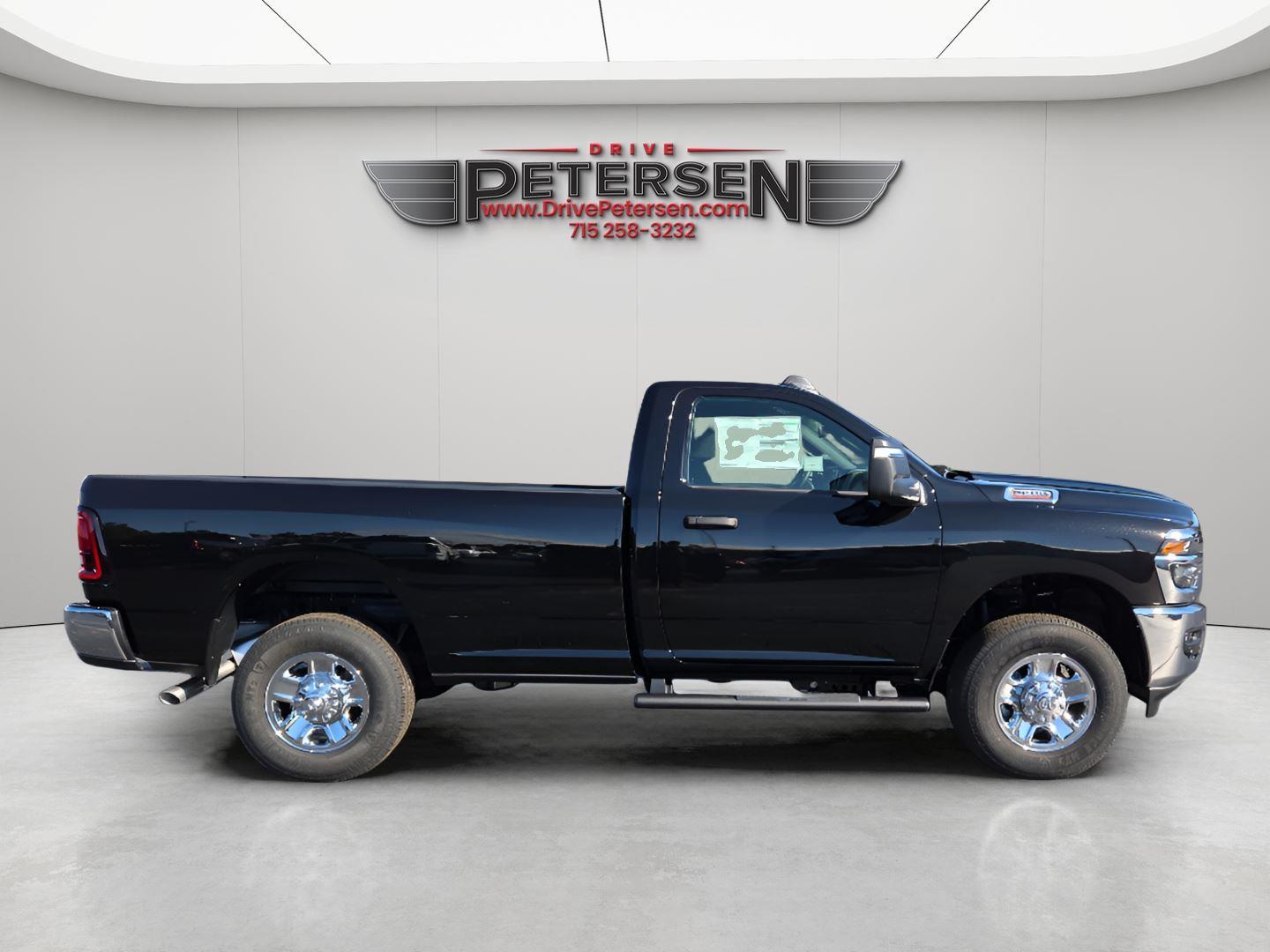 2026 Ram 2500 Tradesman photo 2