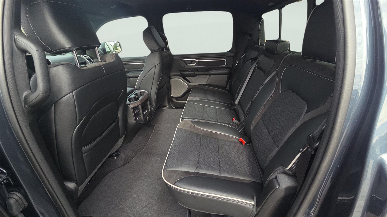 2026 Ram 1500 Laramie photo 3