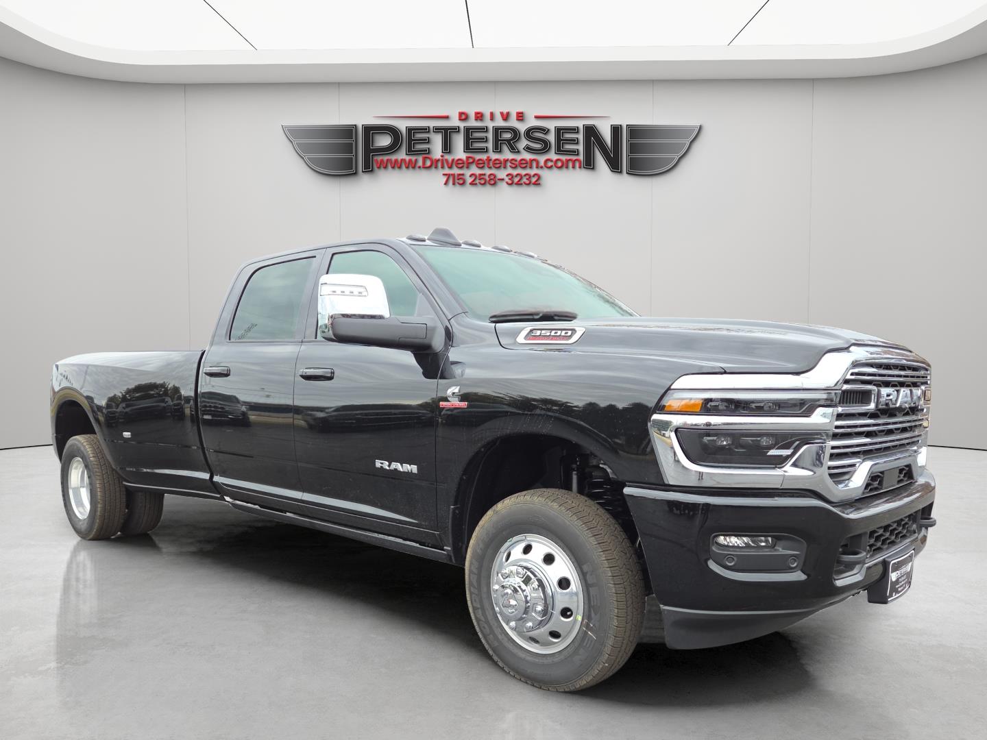 2026 RAM Ram 3500 Pickup Laramie's photo