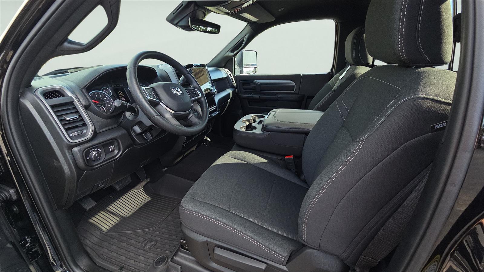 2026 Ram 2500 Tradesman photo 3