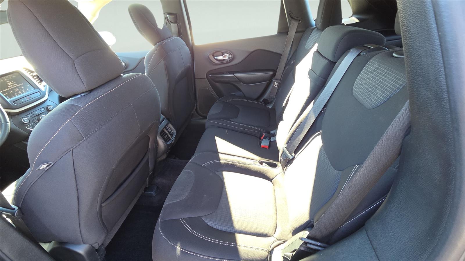 2016 Jeep Cherokee Latitude photo 4