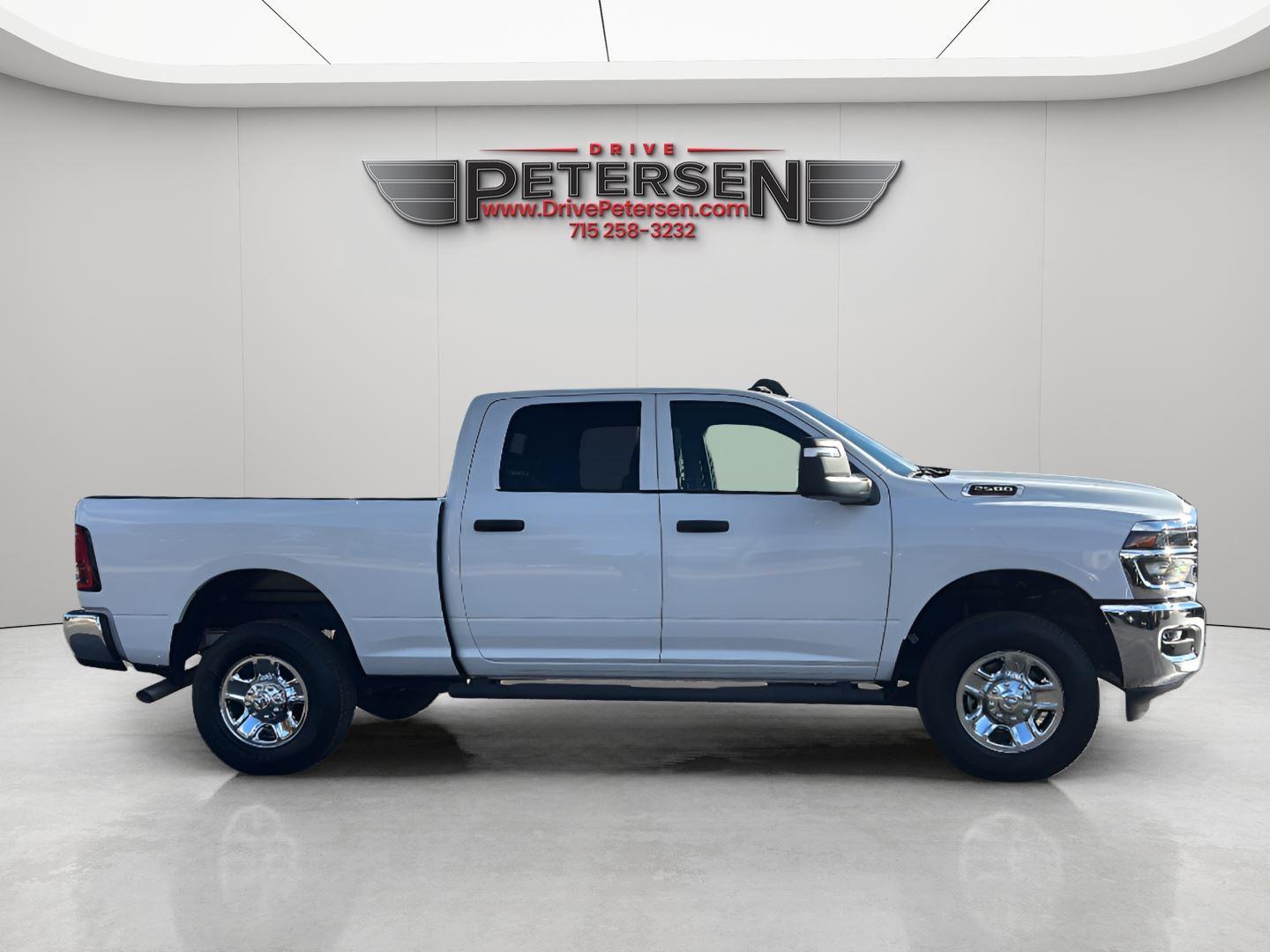 2025 Ram 2500 Tradesman photo 2