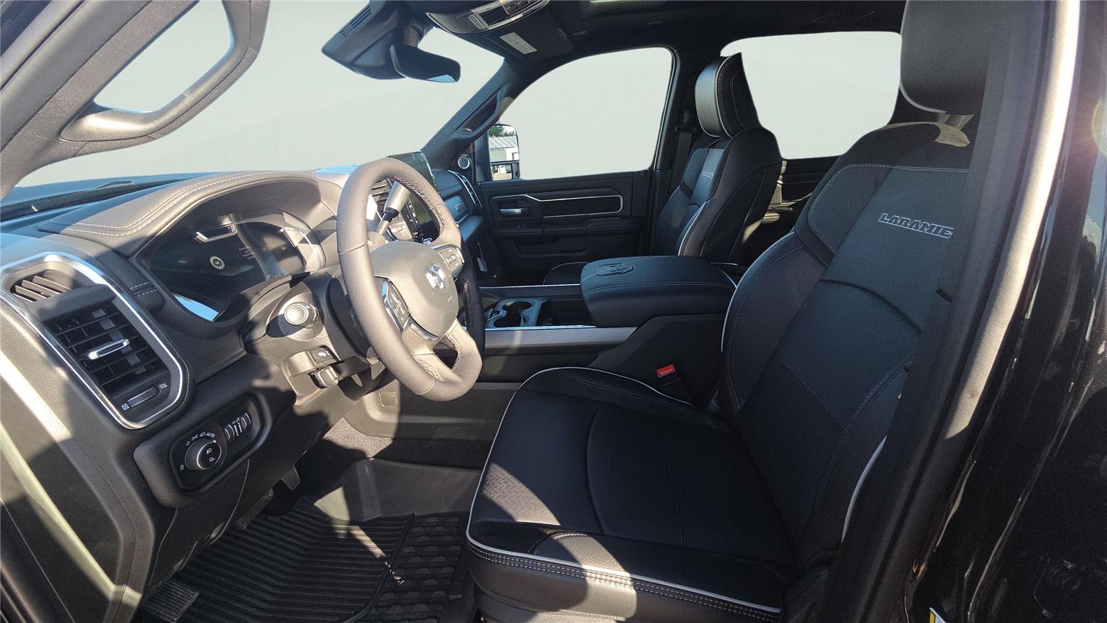 2026 Ram 3500 Laramie photo 3