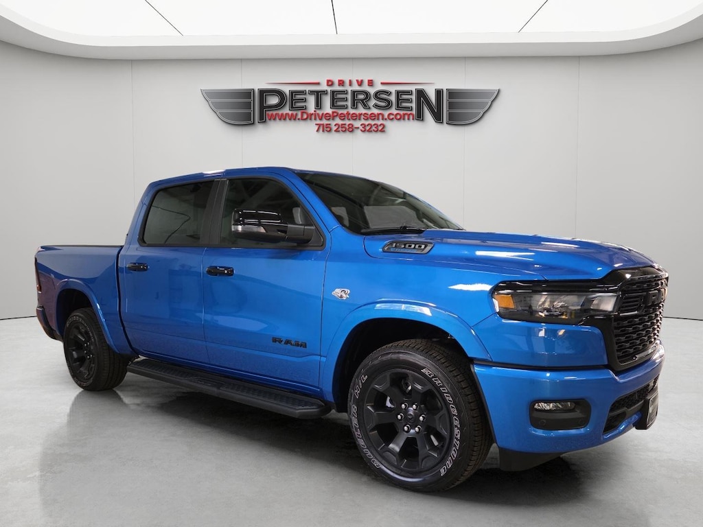 New 2026 Ram 1500 BIG HORN CREW CAB 4X4 5'7 BOX Pickup