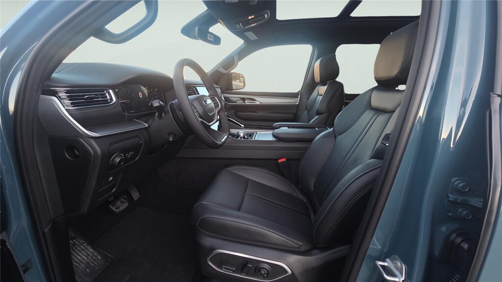 New 2026 Jeep Grand Wagoneer LIMITED RESERVE 4X4 Sport Utility