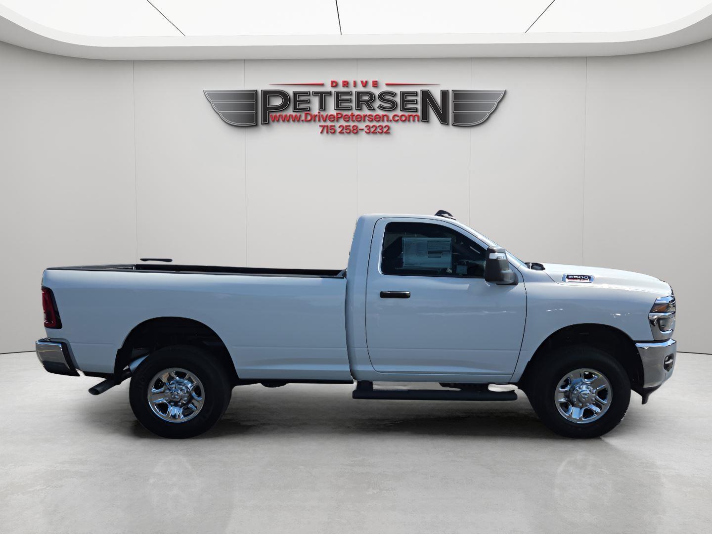 2026 Ram 2500 Tradesman photo 2