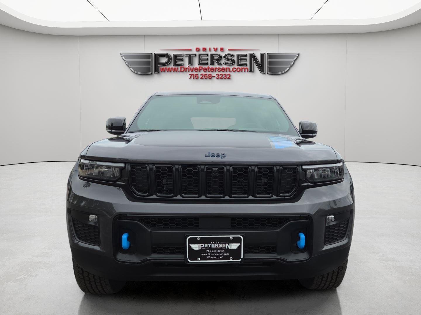 2025 Jeep Grand Cherokee Trailhawk 4xe's photo