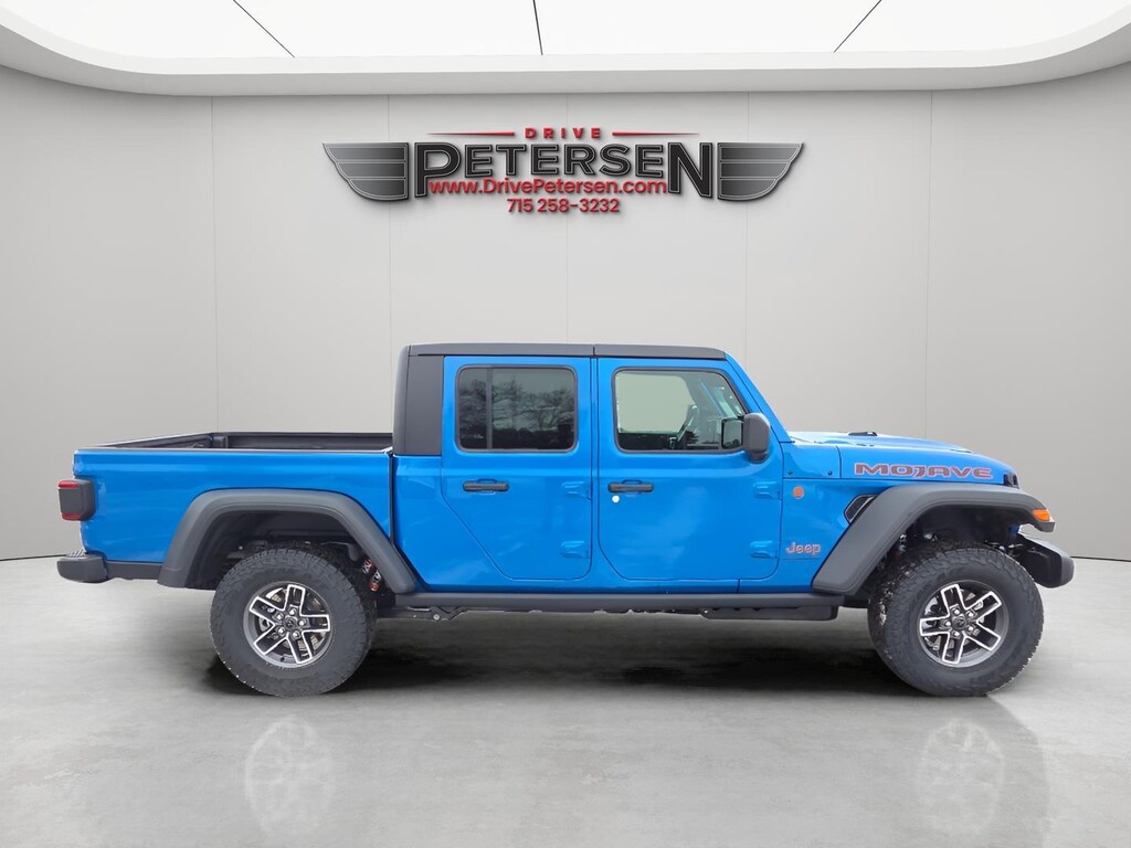 New 2026 Jeep Gladiator MOJAVE 4X4 Pickup