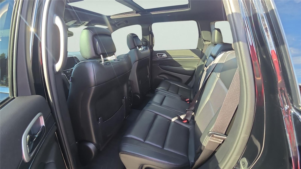 Used 2019 Jeep Grand Cherokee Limited SUV