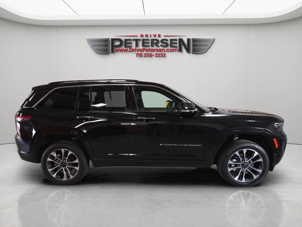 Used 2022 Jeep Grand Cherokee Overland SUV