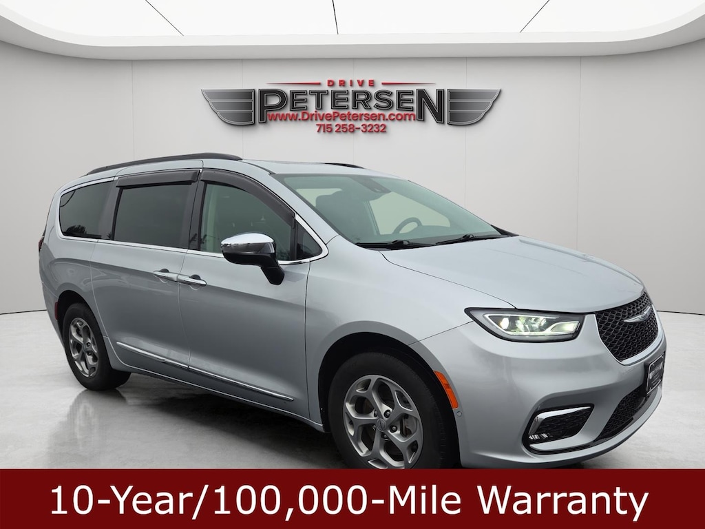 Used 2023 Chrysler Pacifica Limited Van