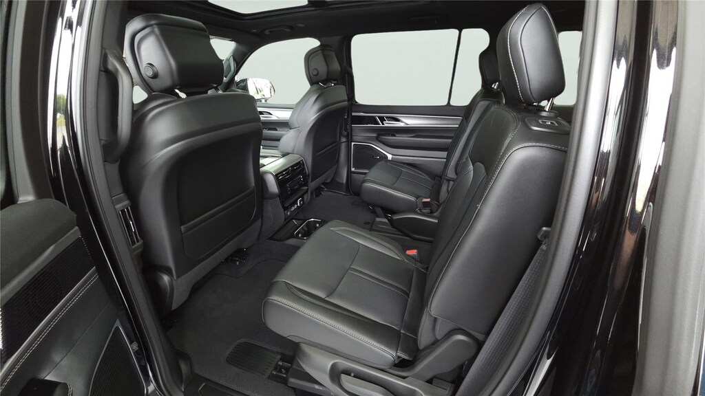 New 2025 Jeep Wagoneer CARBIDE 4X4 Sport Utility