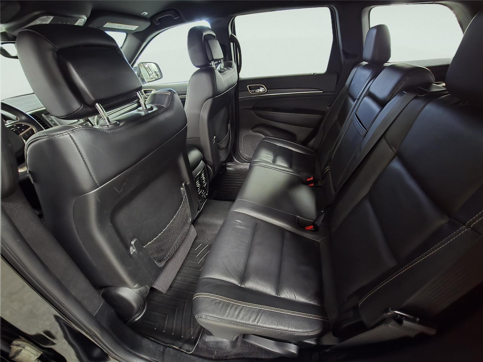 2017 Jeep Grand Cherokee Limited photo 3