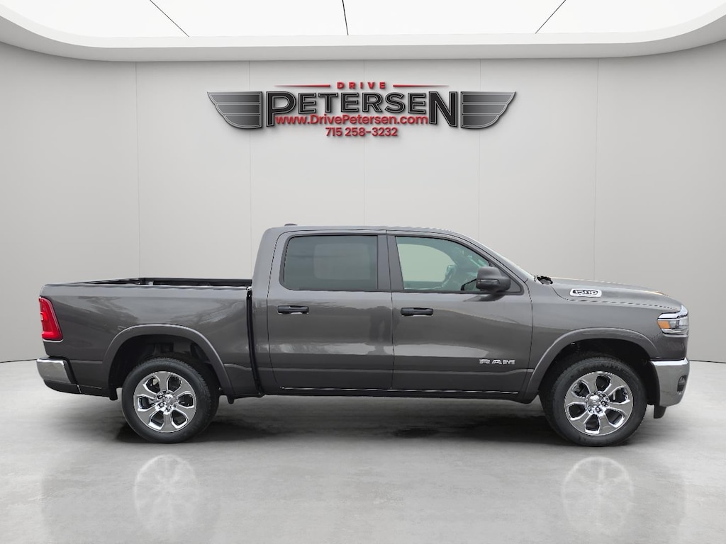 New 2026 Ram 1500 BIG HORN CREW CAB 4X4 5'7 BOX Pickup