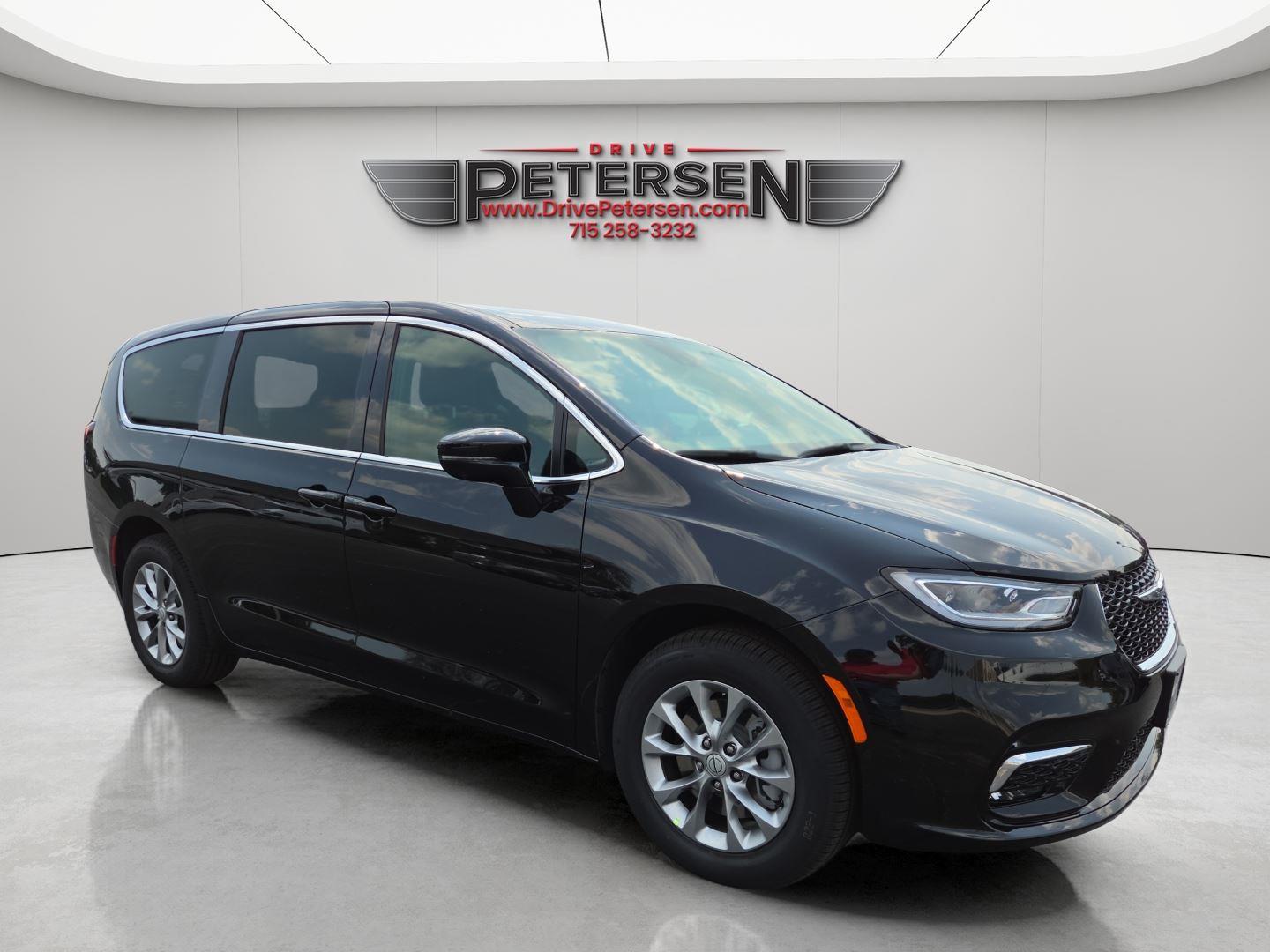 2025 Chrysler Pacifica Passenger Van 
