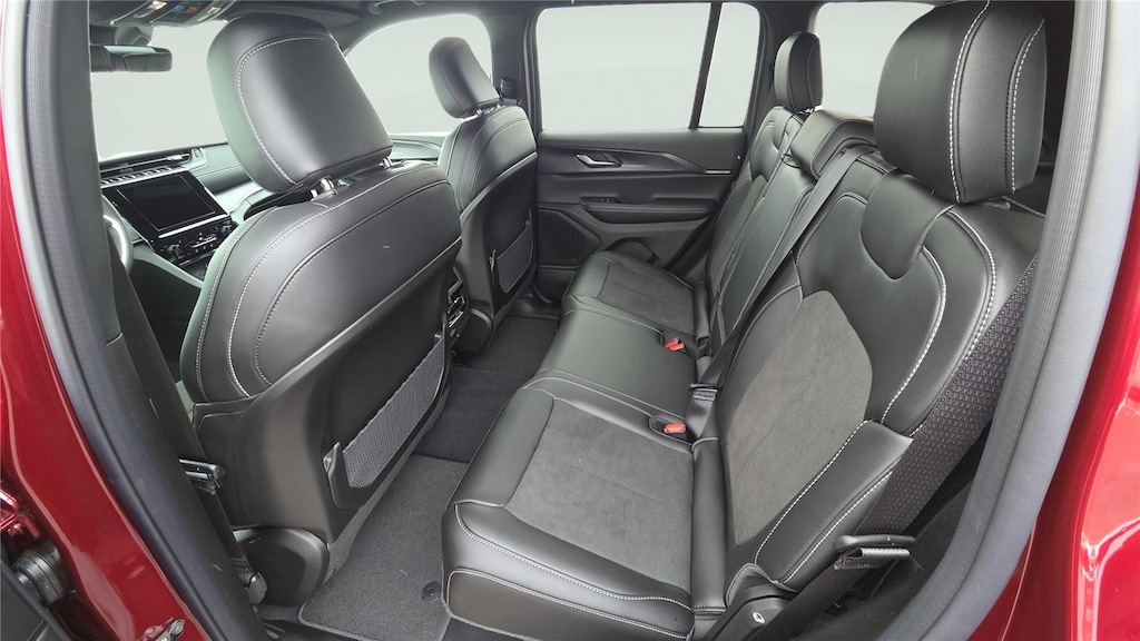 New 2025 Jeep Grand Cherokee ALTITUDE 4X4 Sport Utility