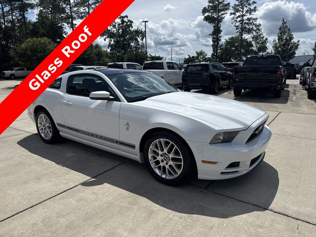 2014 Ford Mustang V6 Premium Coupe