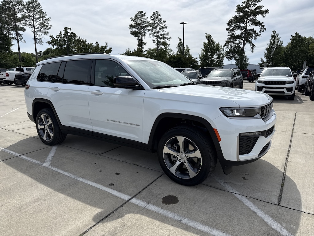 New 2026 Jeep Grand Cherokee L Limited Sport Utility