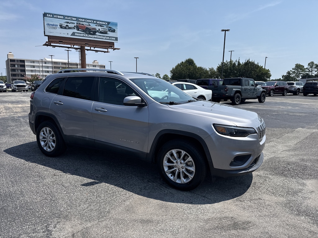 Used 2019 Jeep Cherokee Latitude SUV