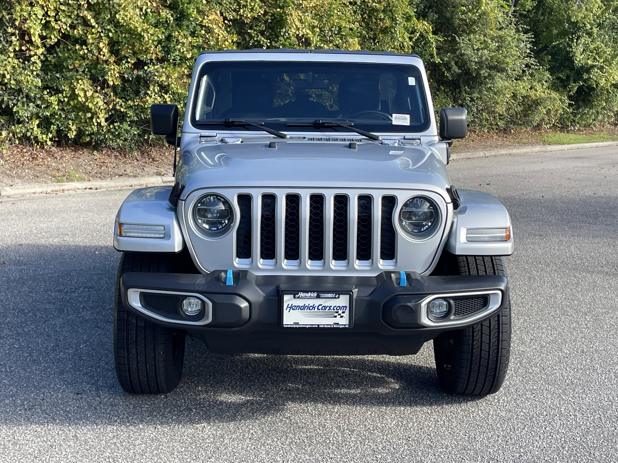 2022 Jeep Wrangler 4xe Unlimited Sahara photo 3