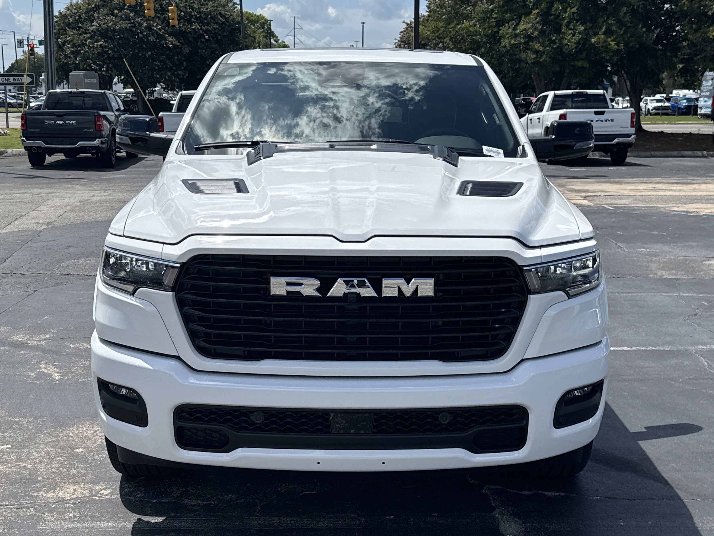2026 Ram 1500 Laramie photo 3