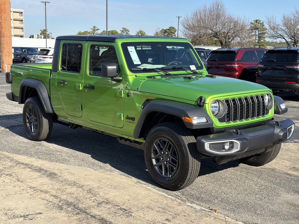 New 2026 Jeep Gladiator Sport S Pickup