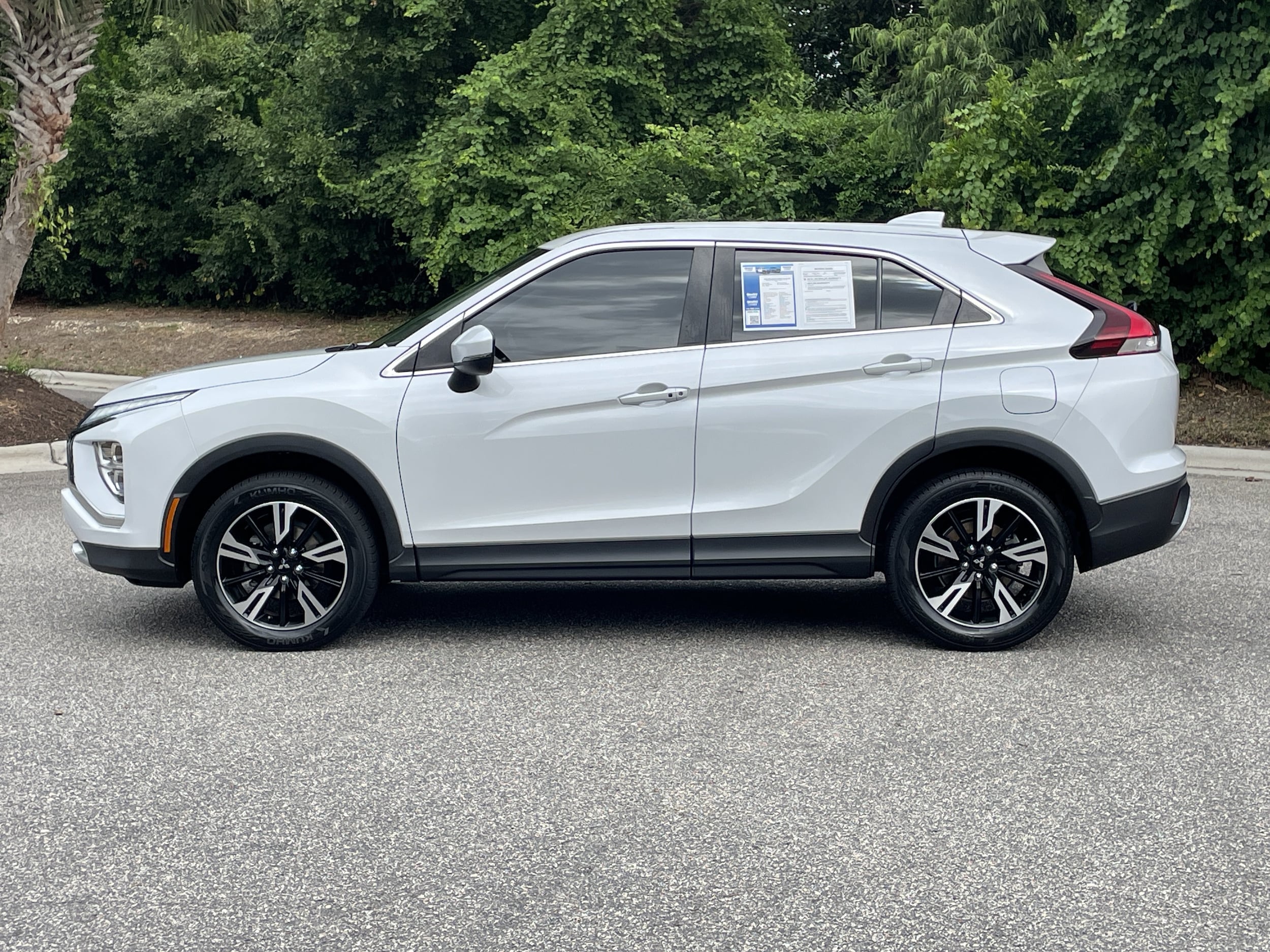 Mitsubishi Eclipse Cross SE