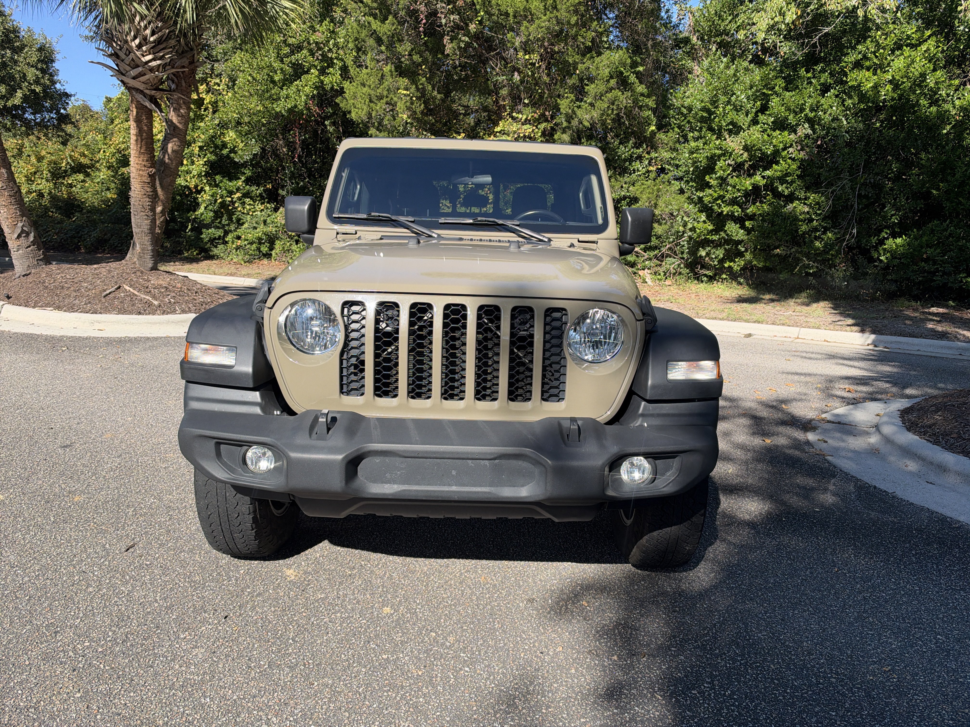 Used 2020 Jeep Gladiator Sport S Truck Crew Cab