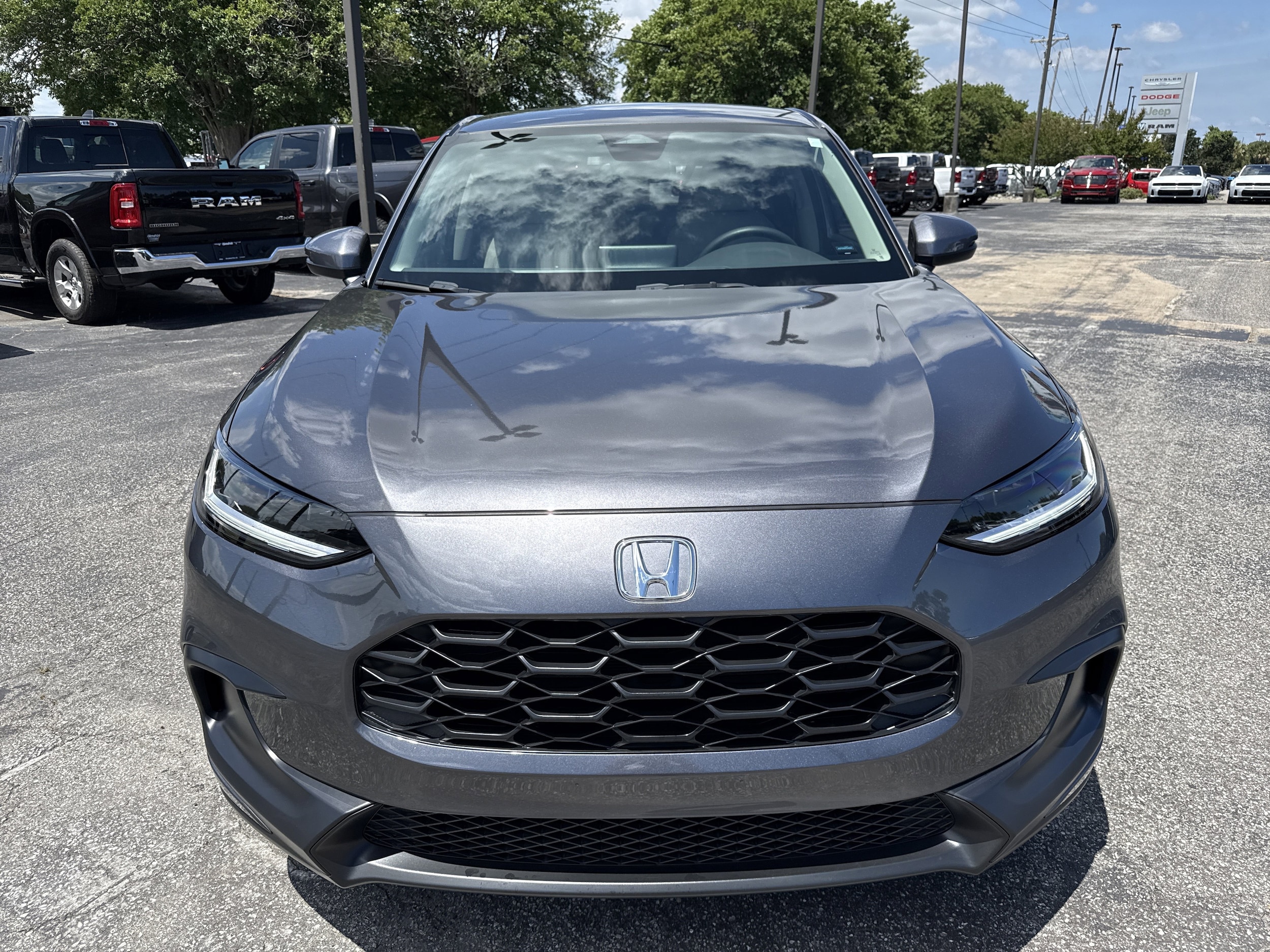 2024 Honda HR-V LX photo 2