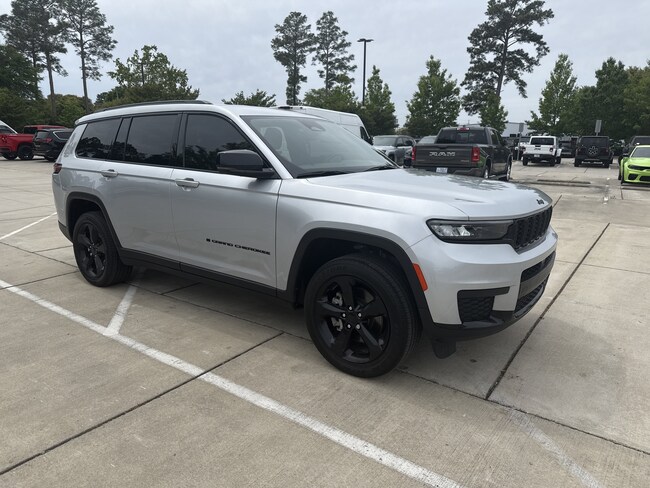 2024 Jeep Grand Cherokee L Altitude SUV