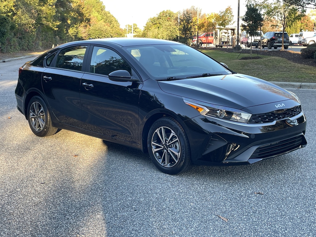 Used 2024 Kia Forte LXS Sedan
