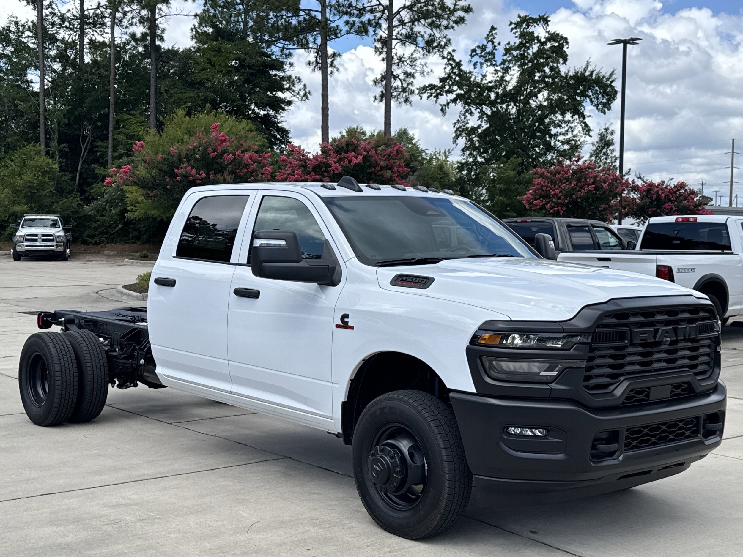 2025 Ram 3500 photo 2