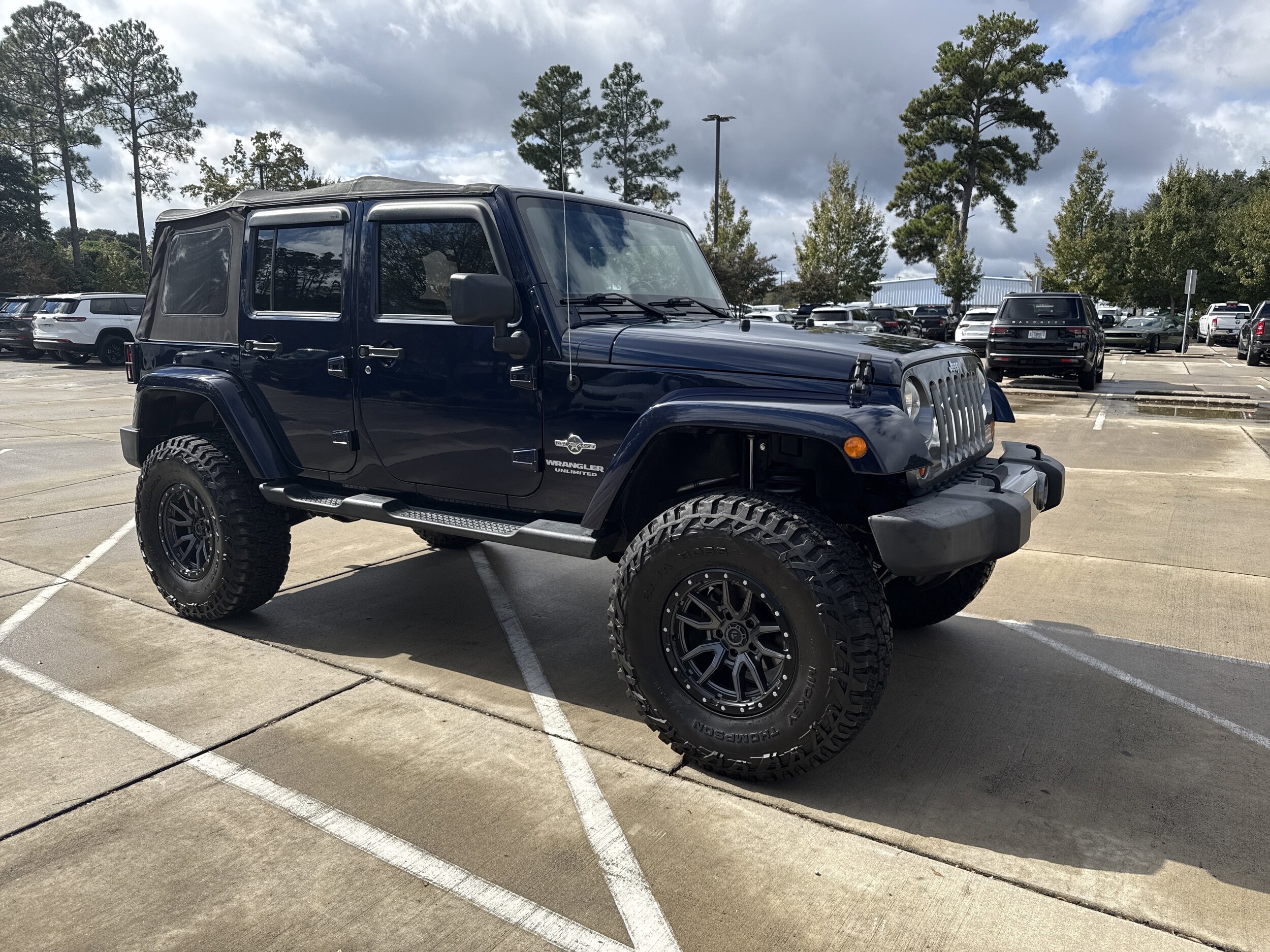 2012 Jeep Wrangler Unlimited Freedom photo 2
