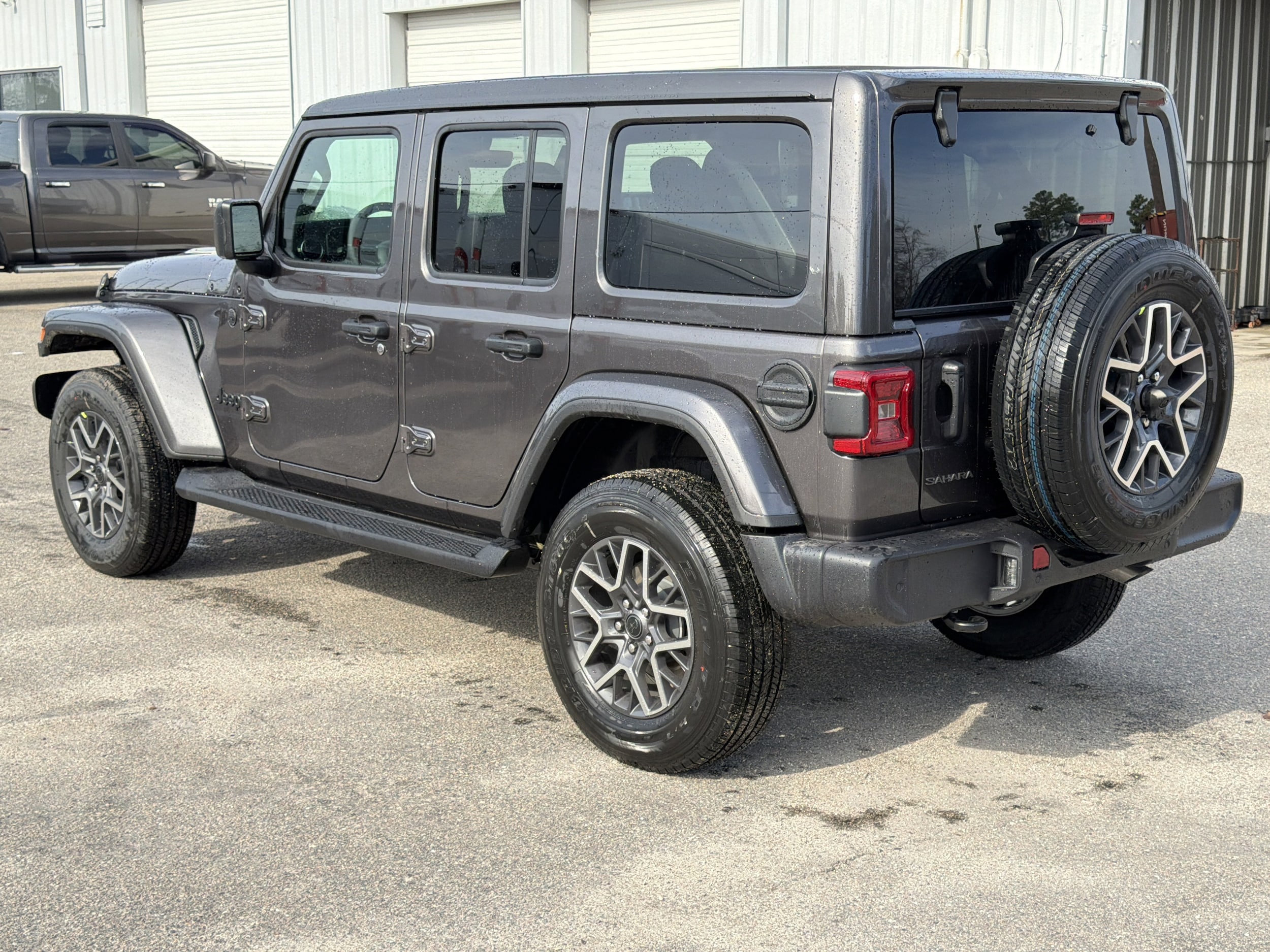 2026 Jeep Wrangler Sahara photo 5