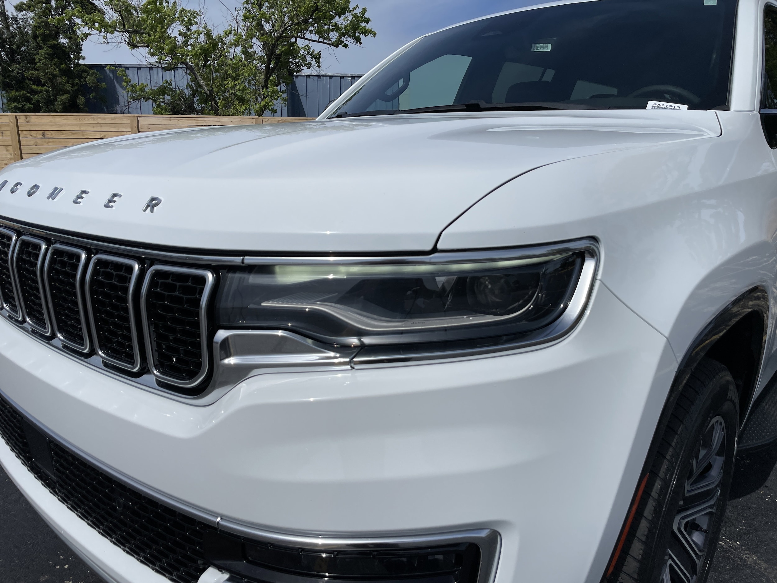 2024 Jeep Wagoneer Series II photo 4