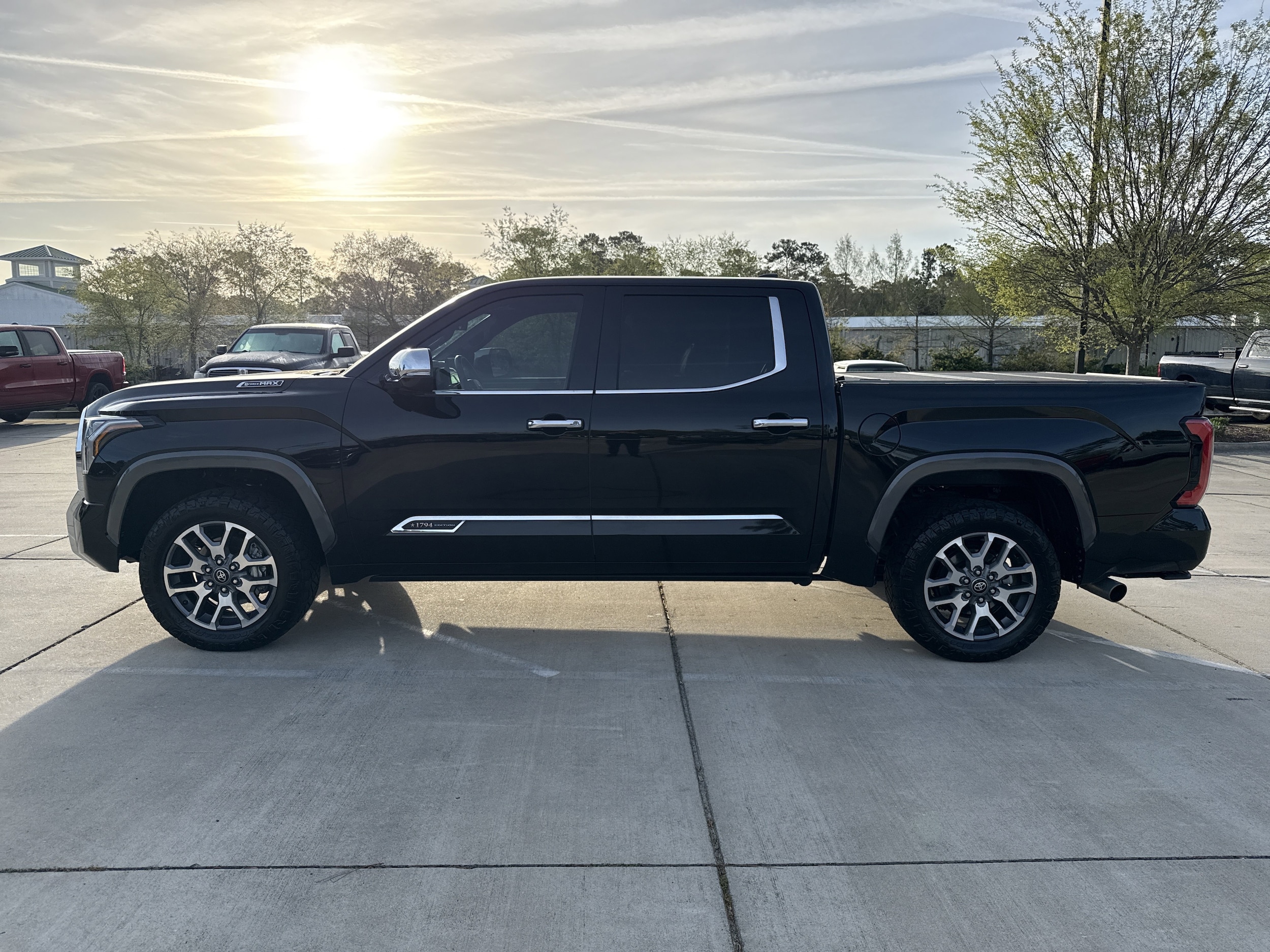 2025 Toyota Tundra i-FORCE MAX 1794 Edition Hybrid photo 5