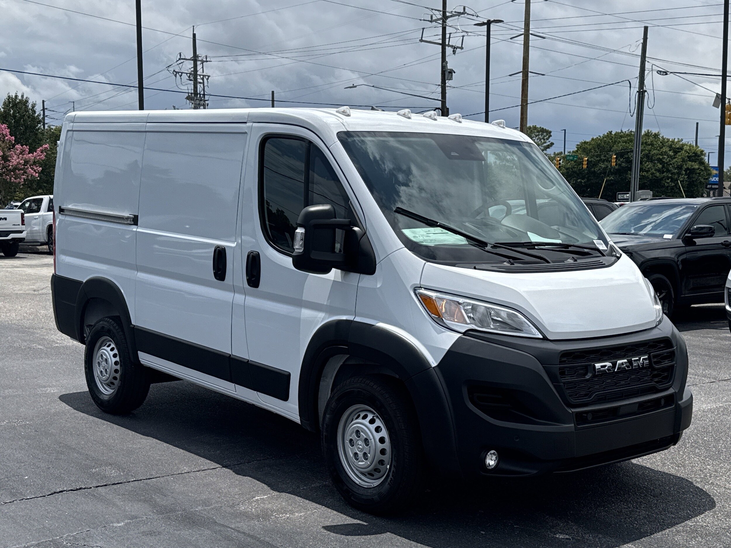 2025 Ram ProMaster 1500 photo 2