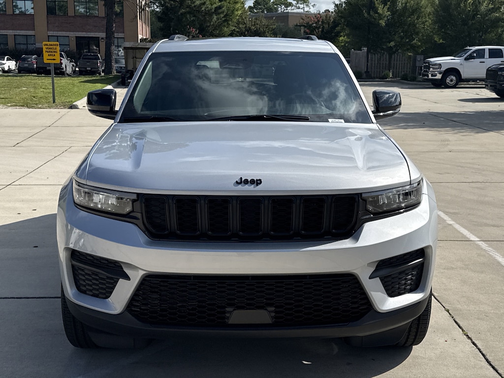 New 2025 Jeep Grand Cherokee Altitude X Sport Utility
