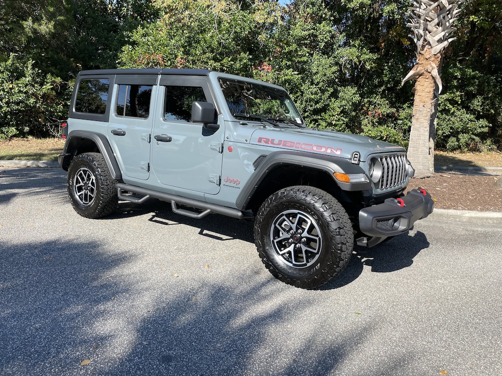 Used 2025 Jeep Wrangler Rubicon SUV