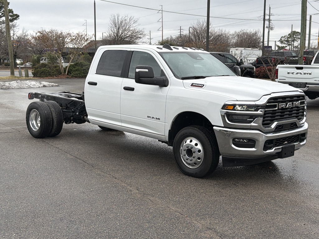 New 2025 Ram 3500 Chassis Cab Big Horn Pickup