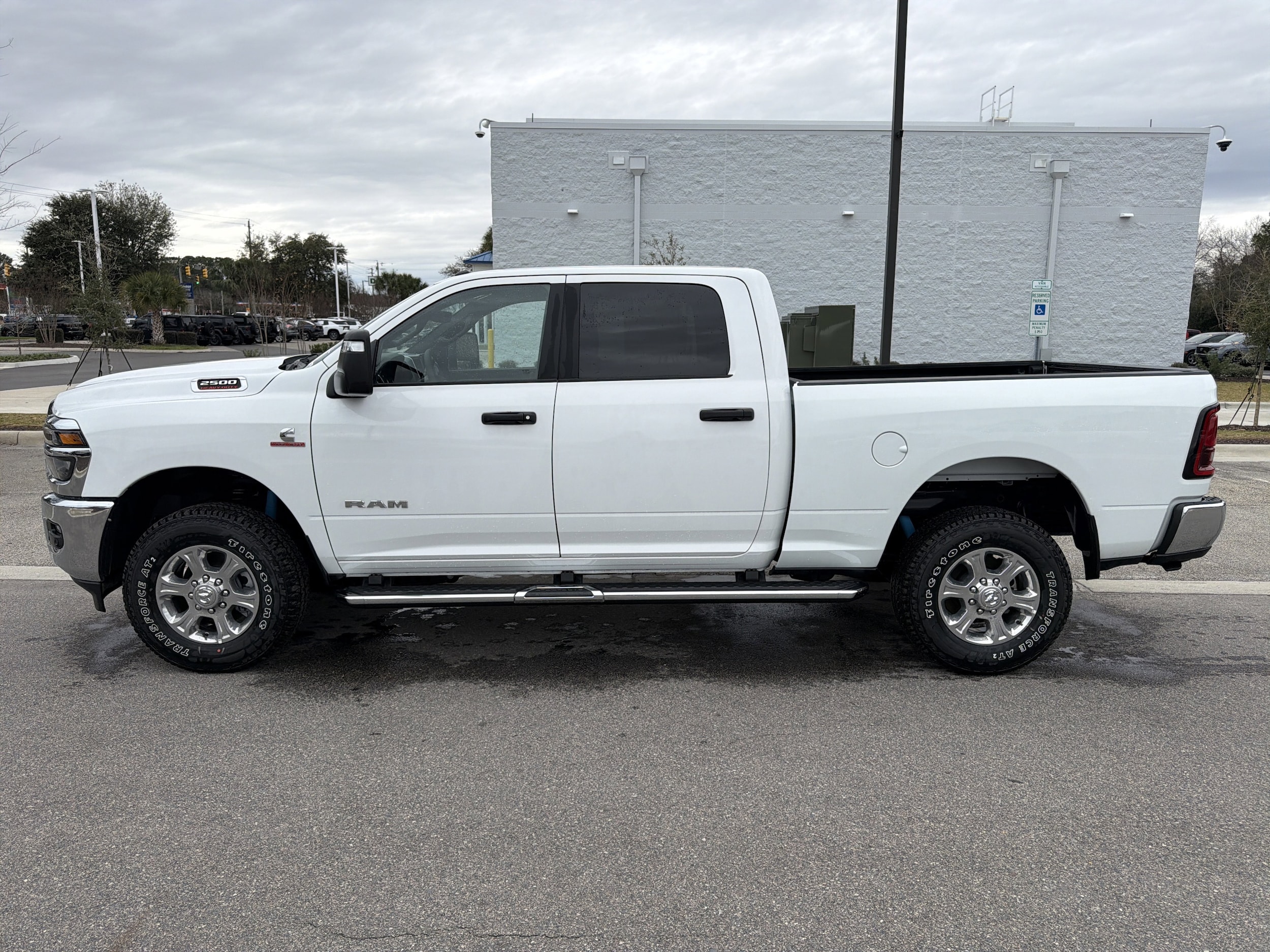 2025 Ram 2500 Big Horn photo 4