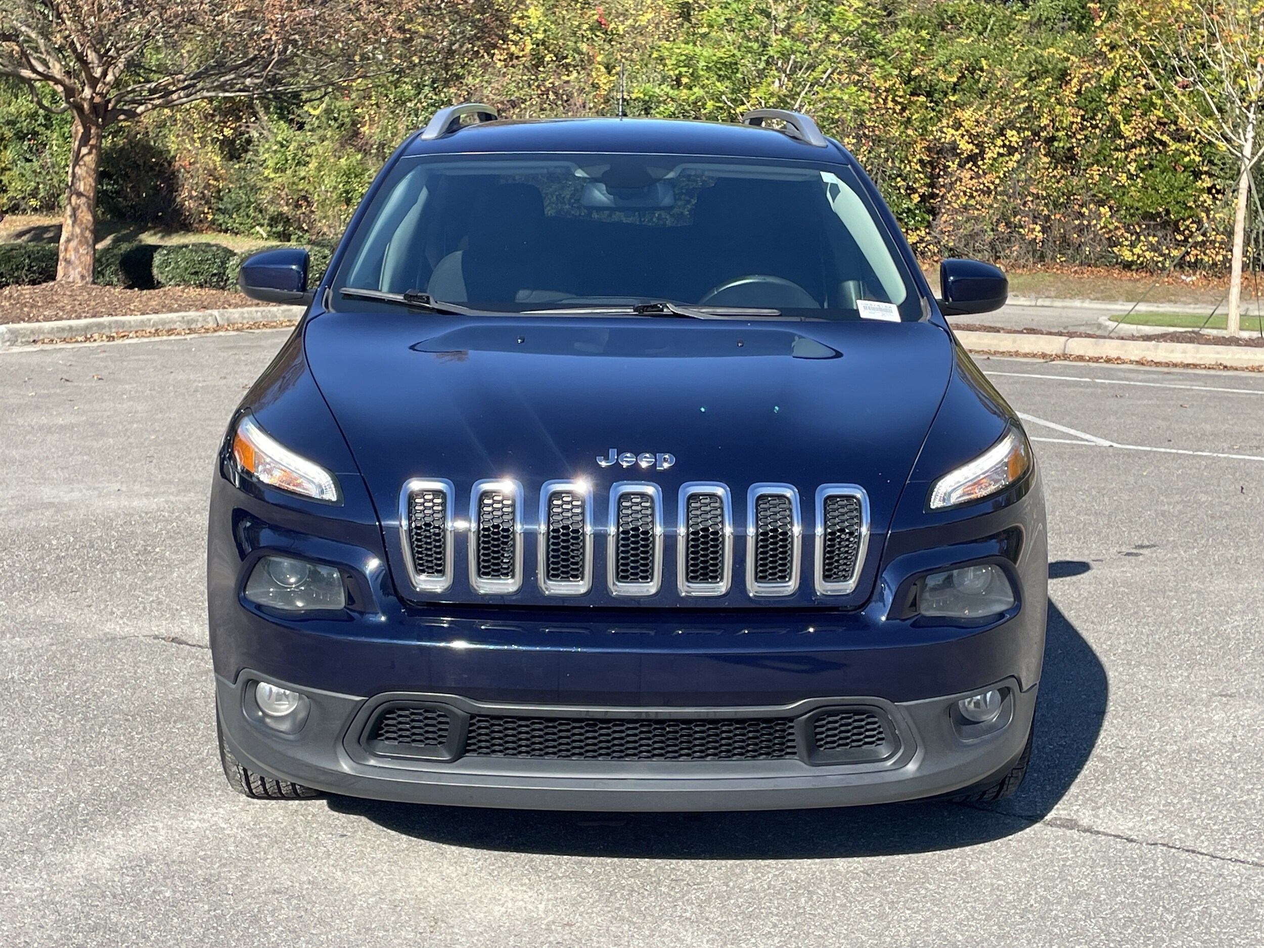 2016 Jeep Cherokee Latitude photo 2