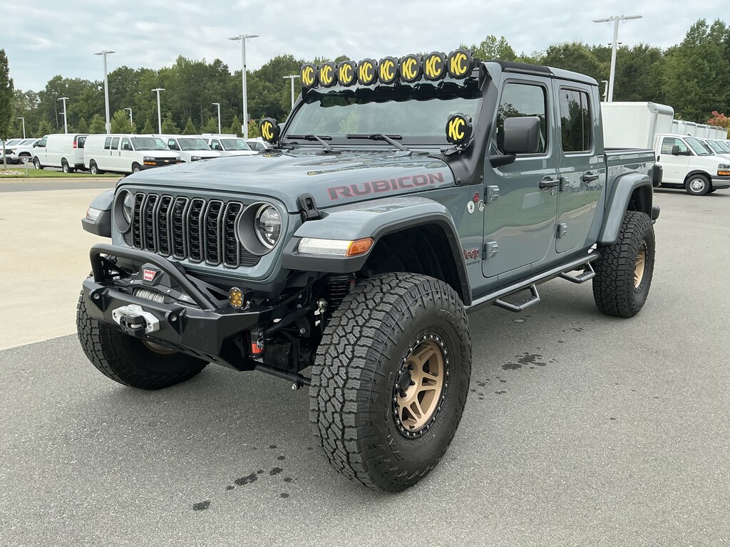 Used 2025 Jeep Gladiator Rubicon X Truck Crew Cab